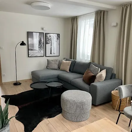 Kellov Dom Apartment *