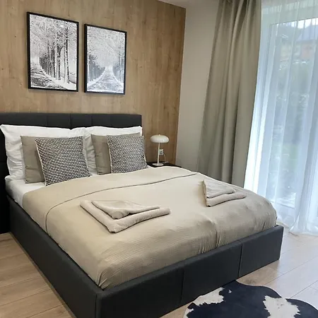 Kellov Dom Apartment *